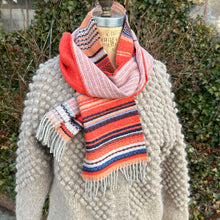 Load image into Gallery viewer, Cheery Wool Scarf
