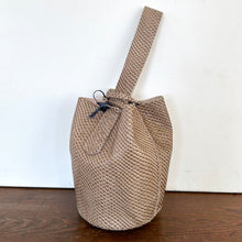 Load image into Gallery viewer, Leather Wristlet
